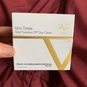 New CHANEL Beauty BAG Black Nylon & Idra Totale Versace 1969 Day Cream 1.7 fl oz